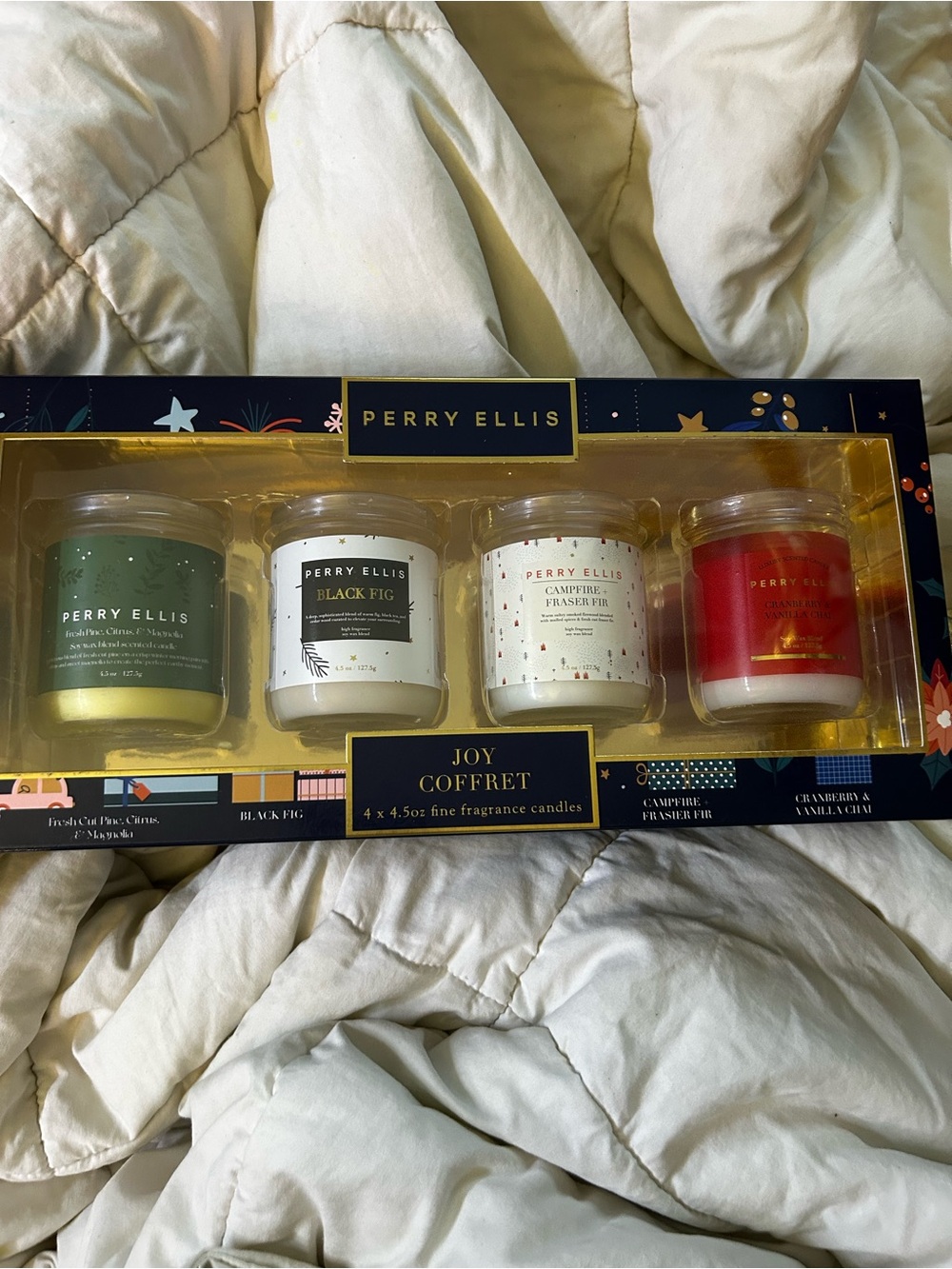 Perry Ellis 4-Pack Jar Candle Set in Green, White, Cream & Red